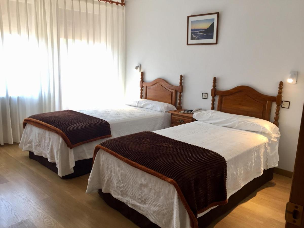 Hotel Trespalacios Panes Εξωτερικό φωτογραφία