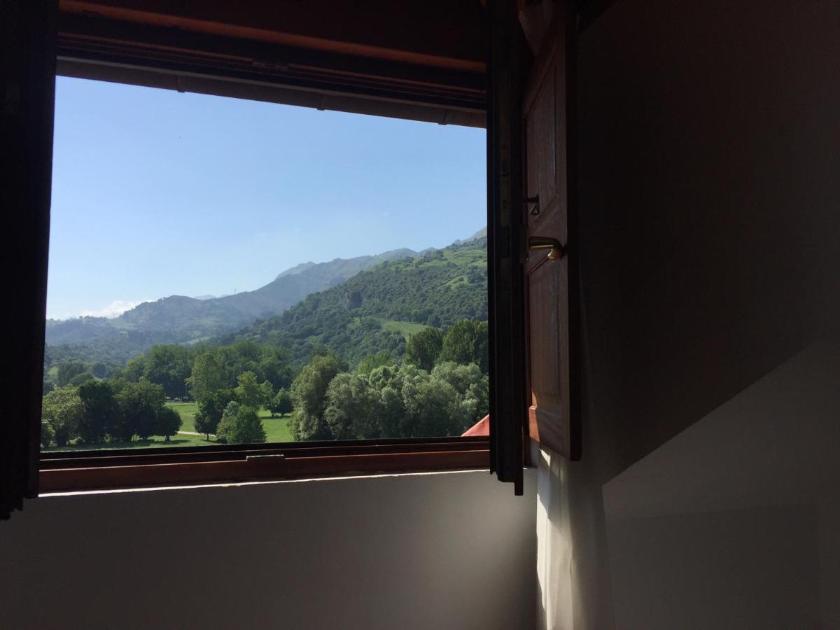 Hotel Trespalacios Panes Εξωτερικό φωτογραφία